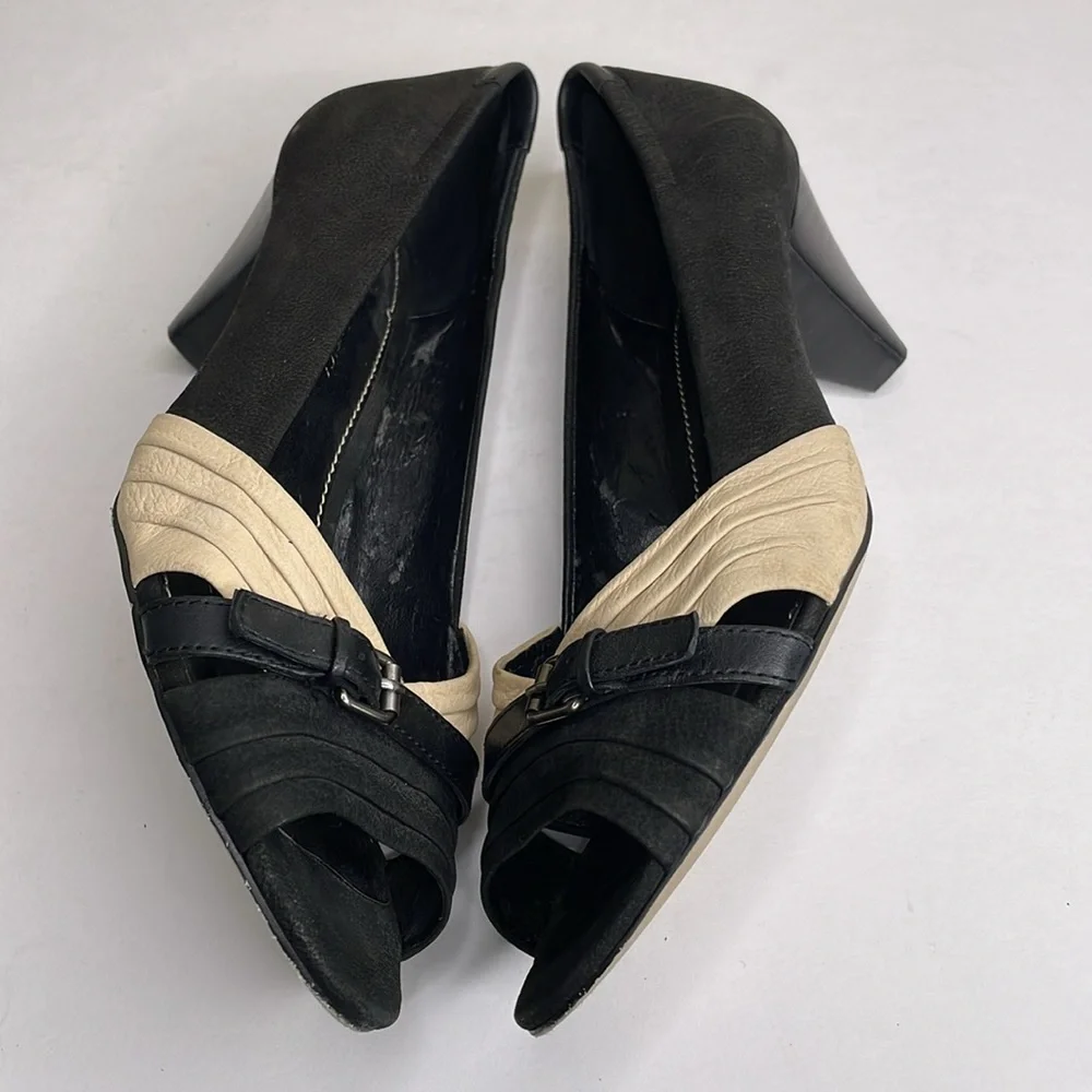 B MAKOWSKY Pump Heels Matte Black & Cream Leather Corporate Wear 8M